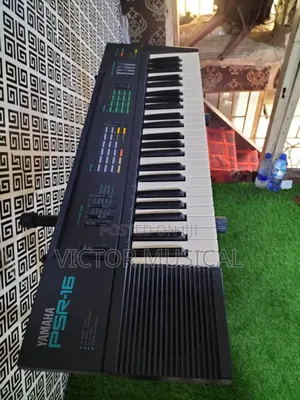 Yamaha Keyboard