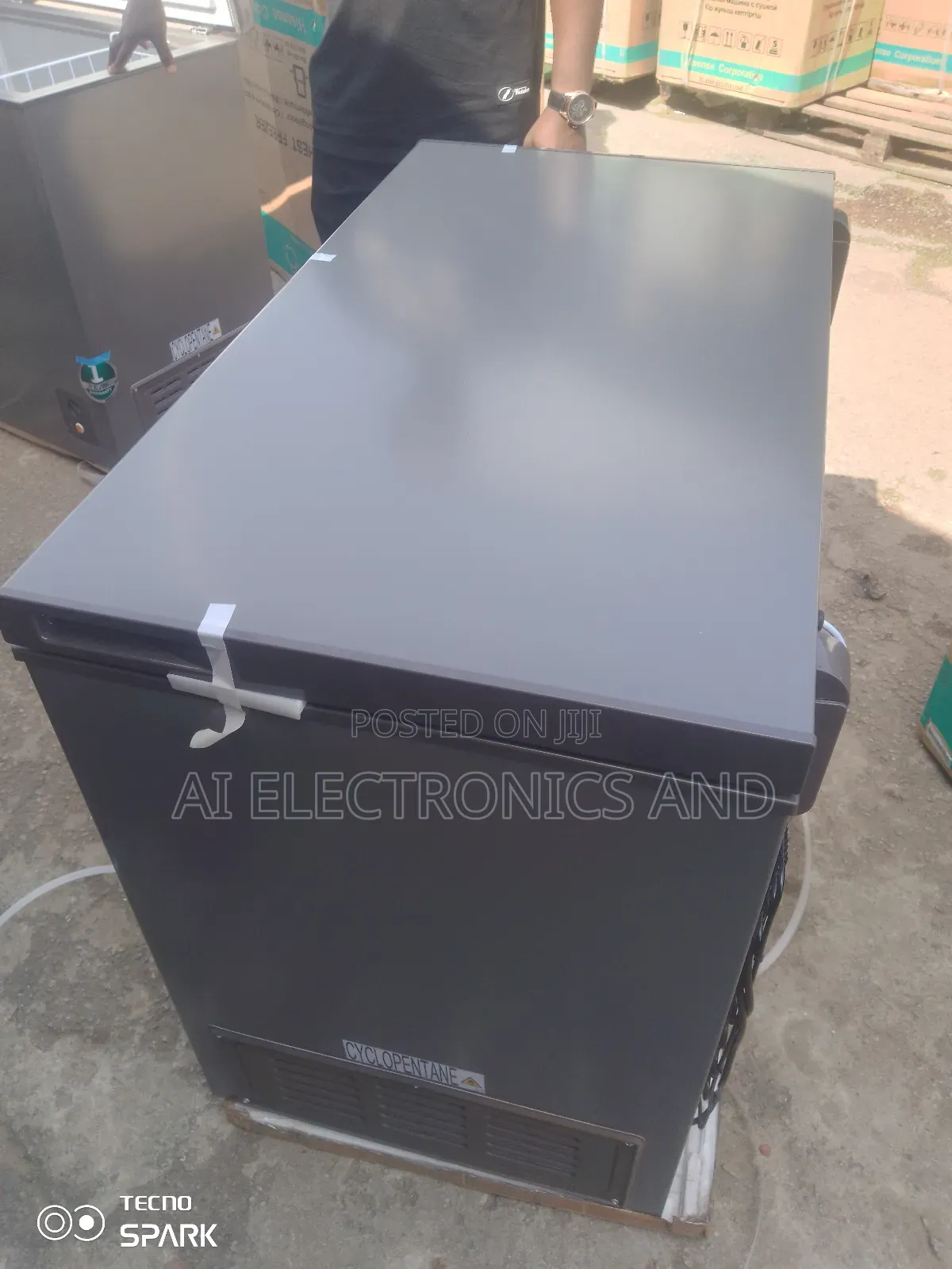 Hisense Chest Freezer Model 340.