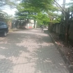 Land for Lease 1000 SQM Facing Admiralty Way Lekki Phase1
