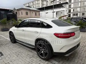 Mercedes-Benz GLE-Class 2016 White