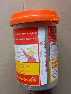 Floating Orange Smoke Distress Signal (Lifesmoke Mk9)