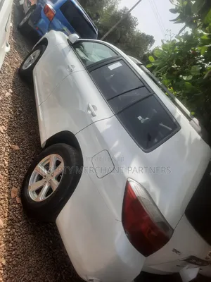 Toyota Highlander Limited 2010 White