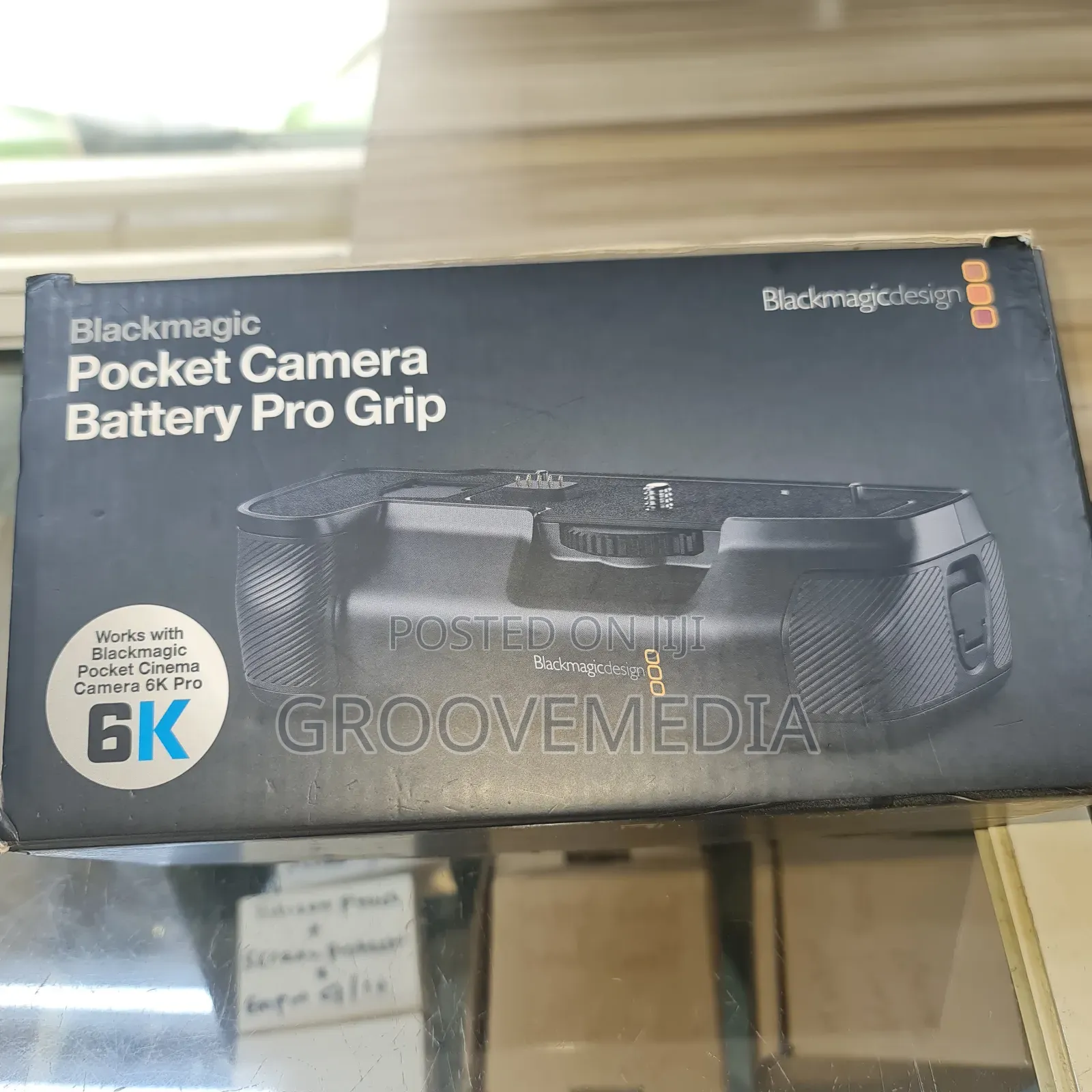 Blackmagic Pocket Camera Battery Pro Grip