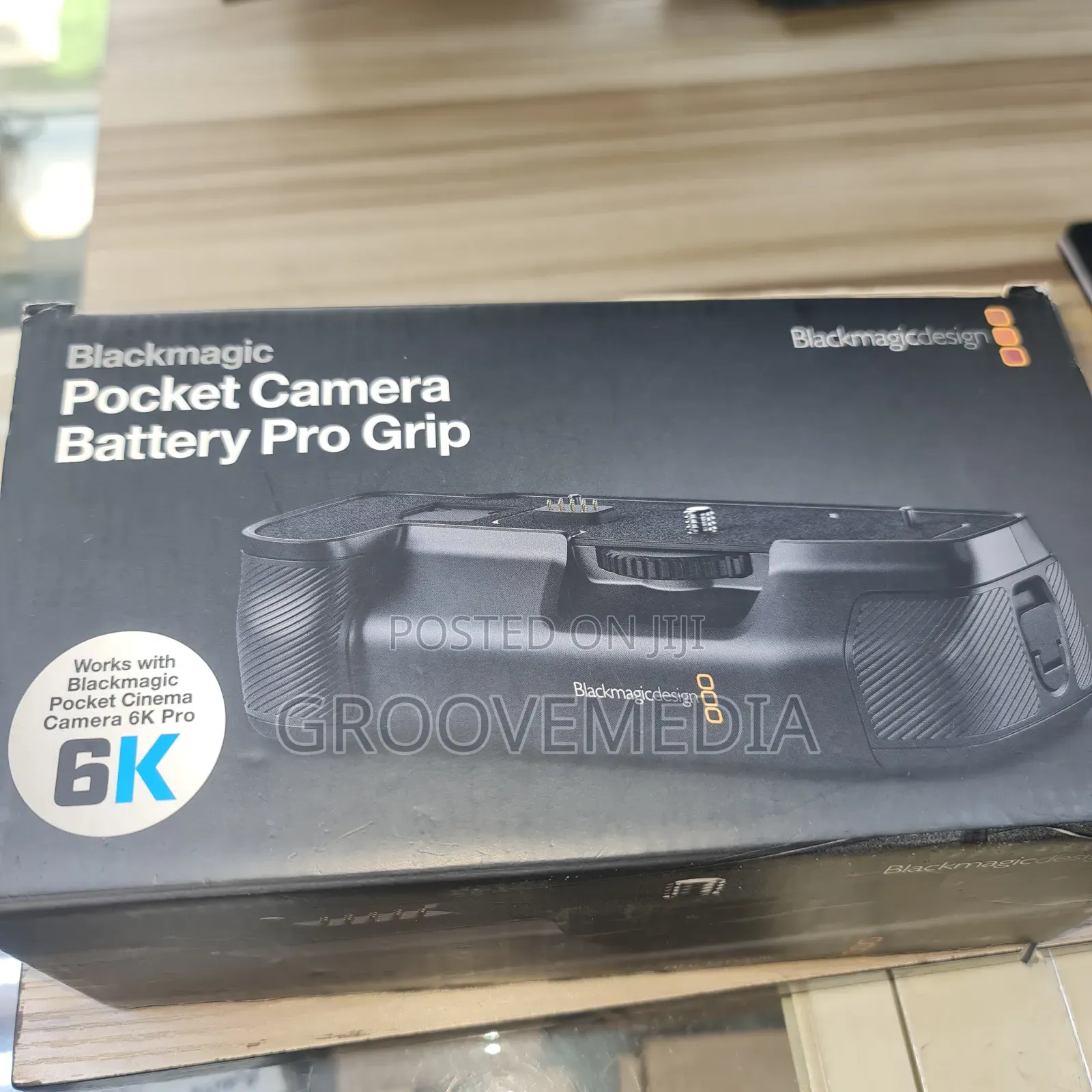 Blackmagic Pocket Camera Battery Pro Grip
