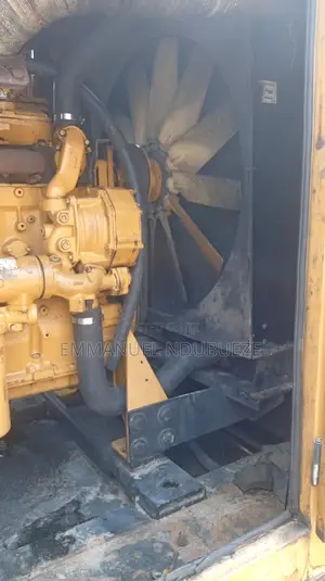 350kva U.K Used Caterpillar Soundproof Generator