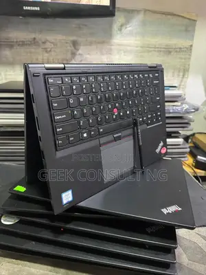 Laptop Lenovo ThinkPad Yoga 8GB Intel Core i3 SSD 256GB