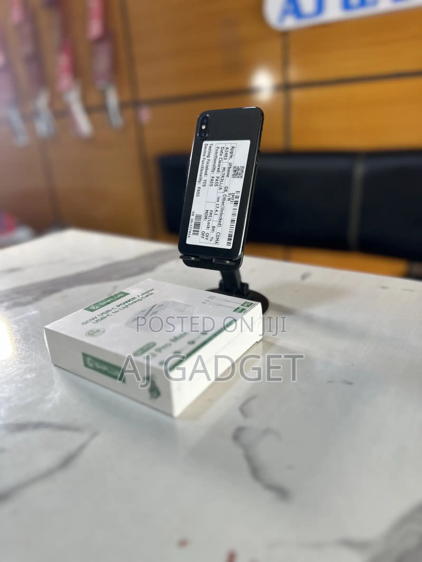 Apple iPhone X 64 GB Black