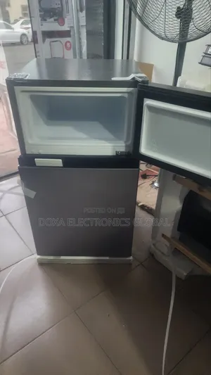 Hisense Fridge Double Door 87liters