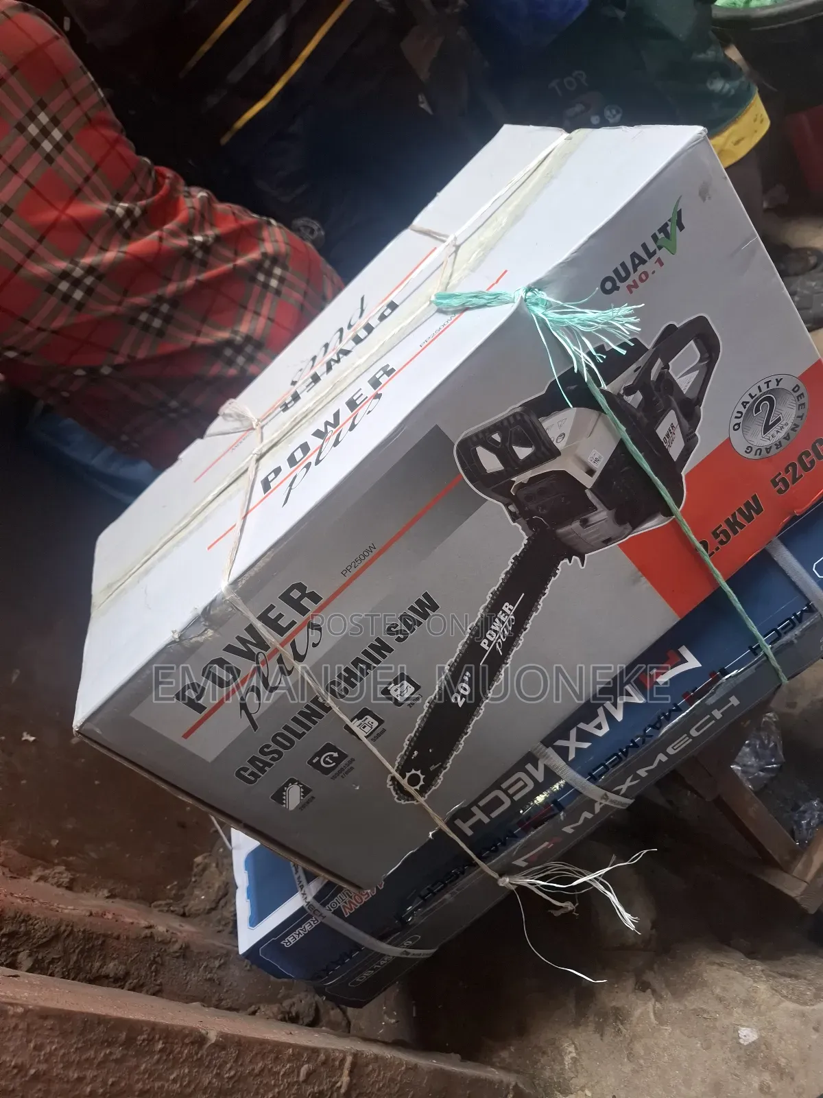 20" Powerplus Gasoline Chainsaw