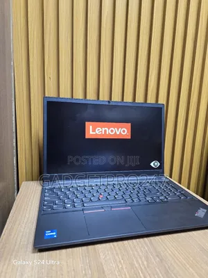 Laptop Lenovo Thinkpad E15 16GB Intel Core i5 SSD 256GB