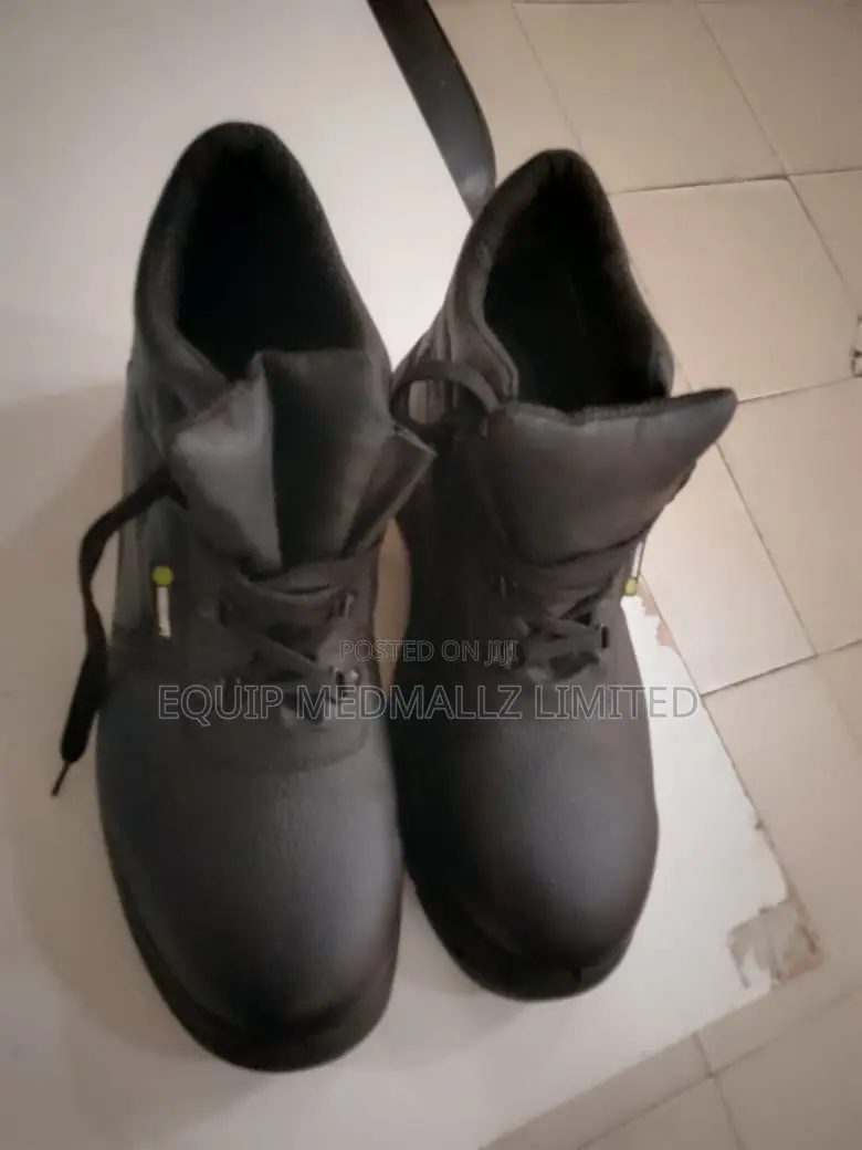 Beeswift Safety Boot