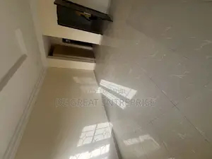 4bdrm Townhouse / Terrace in Private, Gaduwa for rent