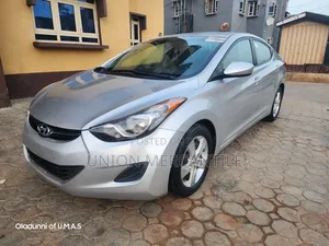 Hyundai Elantra Touring SE Automatic 2012 Gray