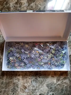 1000-Piece Caravan Commotion Puzzle