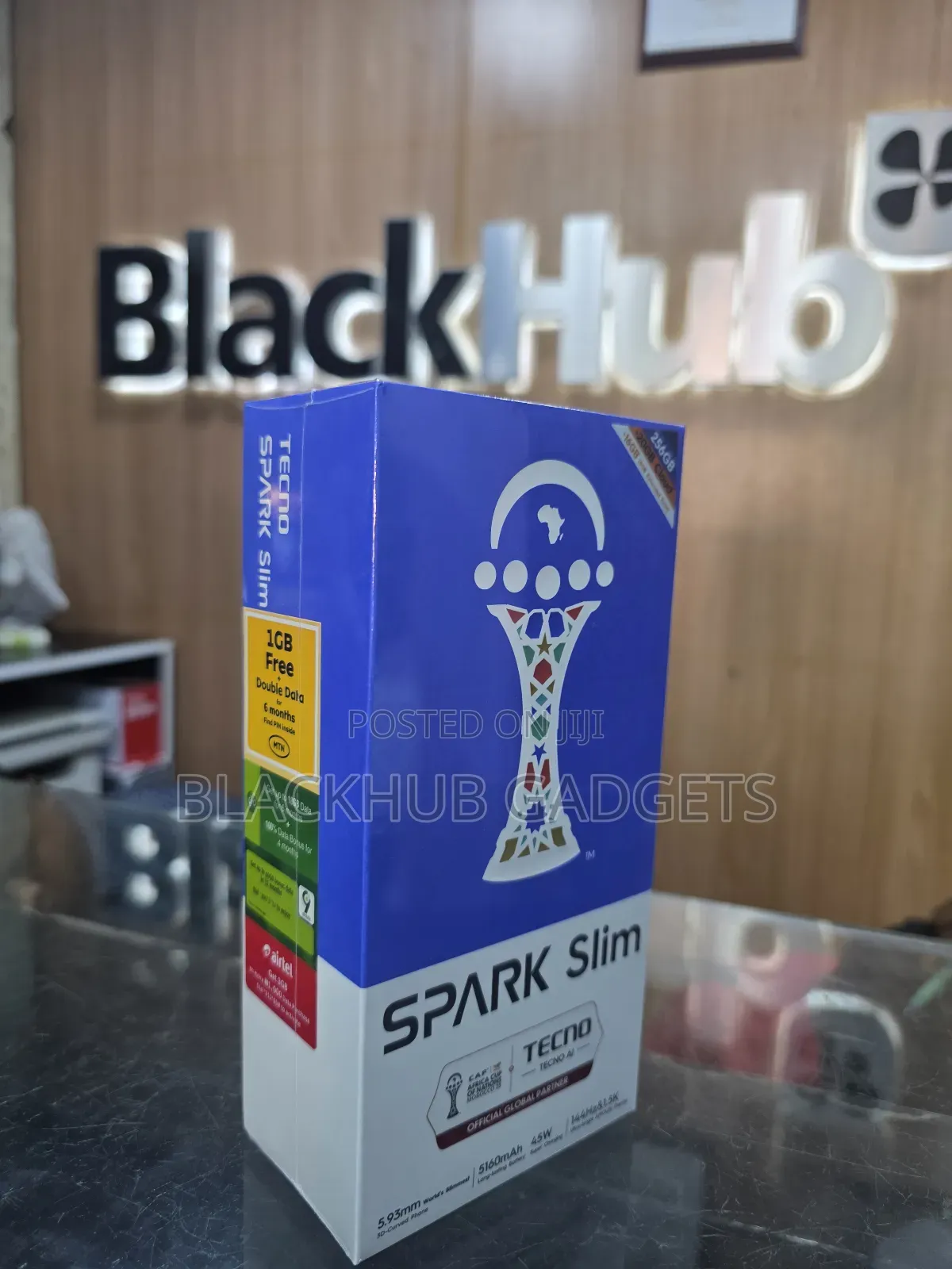New Tecno Spark Slim 256 GB