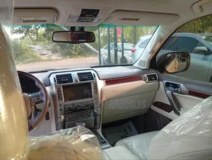 Lexus GX 460 Luxury 2016 Gold