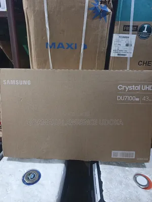 Samsung's 43" Smart Tv Uhd