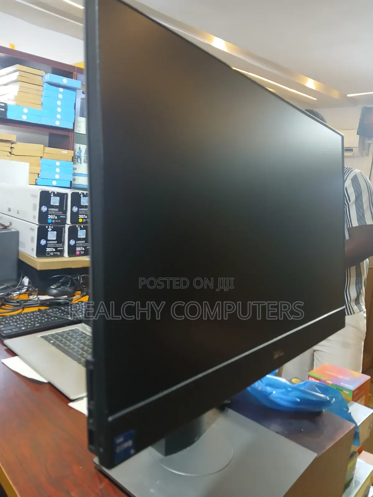 New Desktop Computer Dell OptiPlex 7460 16GB Intel Core I5 SSD 256GB
