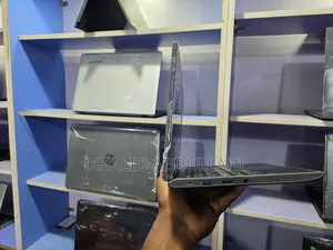 Laptop Lenovo 300e 4GB Intel SSD 128GB
