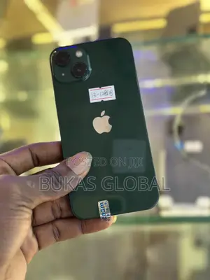 Apple iPhone 13 128 GB Green