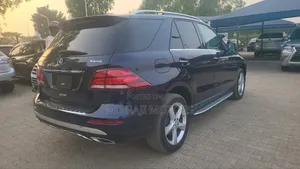 Mercedes-Benz GLE-Class 2017 Blue