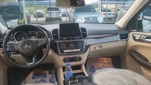 Mercedes-Benz GLE-Class 2017 Blue