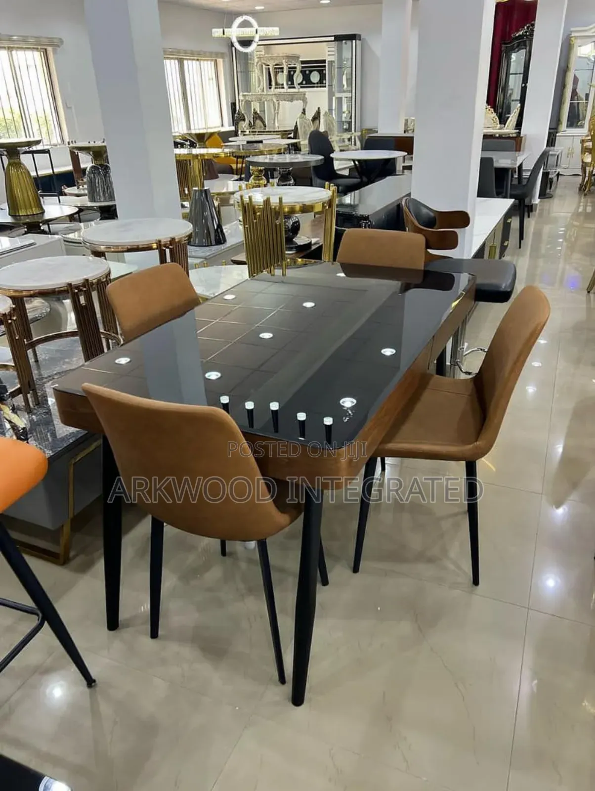 Iron Leg Dining Table With Four Chairs