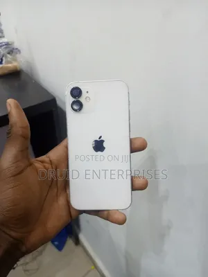 Apple iPhone 12 64 GB White