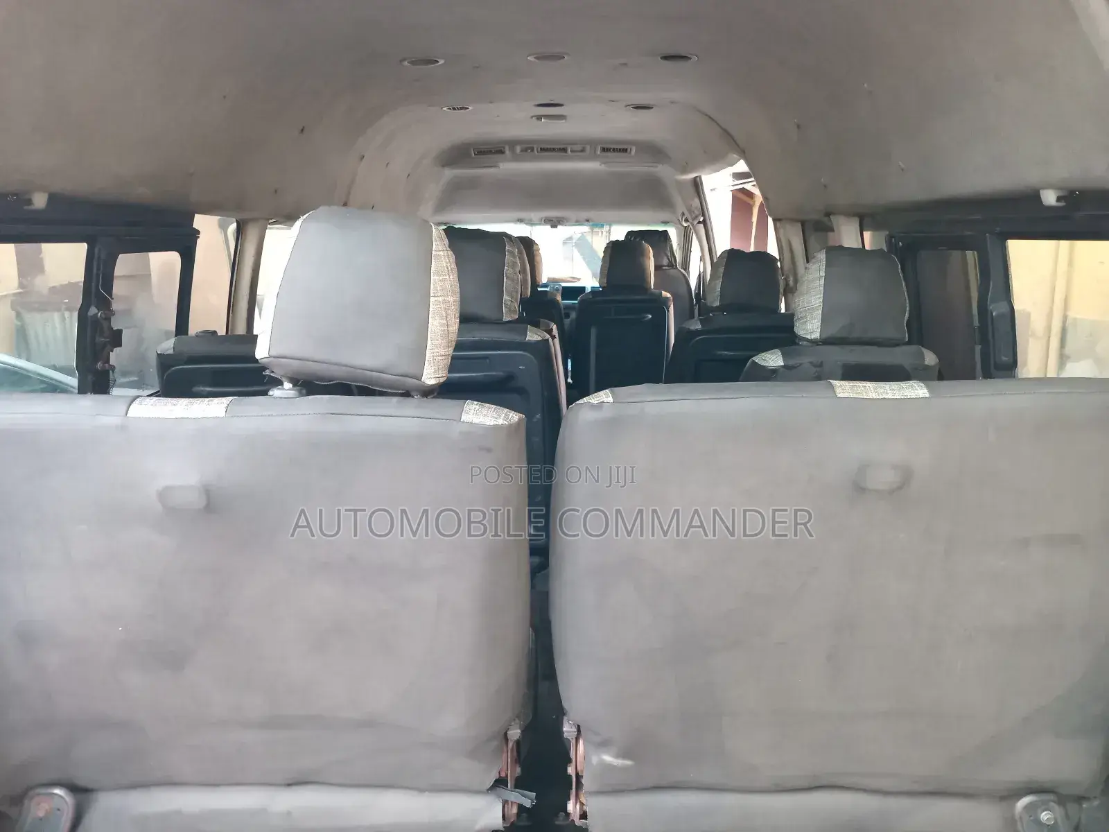 Toyota HiAce 2015 White
