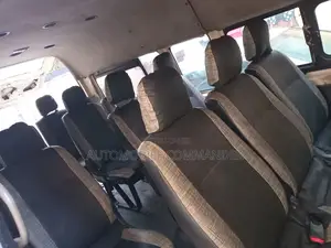Toyota HiAce 2015 White