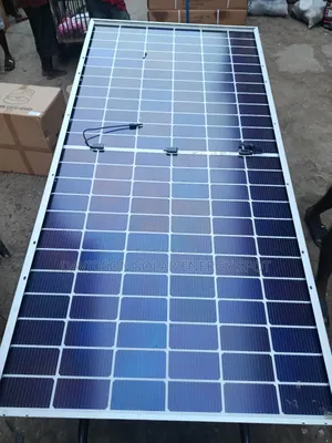 600watt Jinko Solar Panel Halfcourt