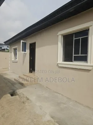 1bdrm Block of Flats in Unilag Estate Magodo for rent