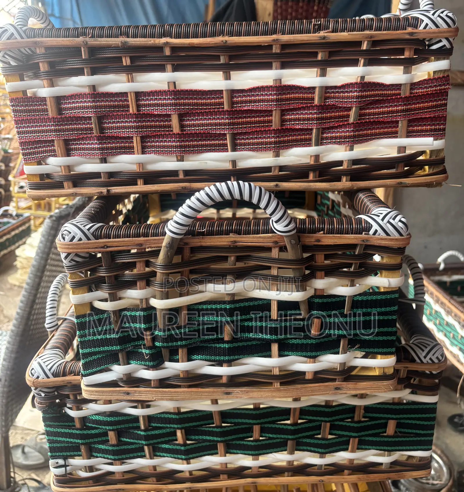 Hamper/Gift Basket- Medium Size