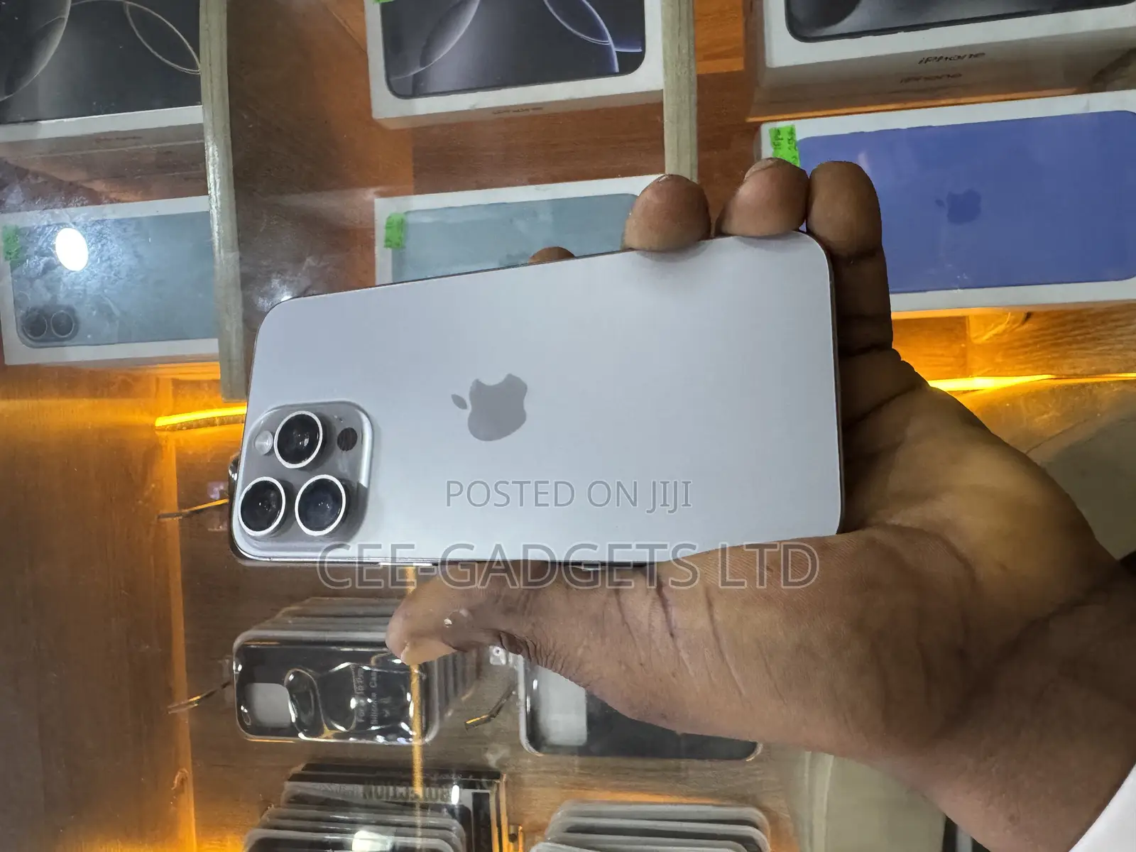 Apple iPhone 15 Pro Max 1 TB