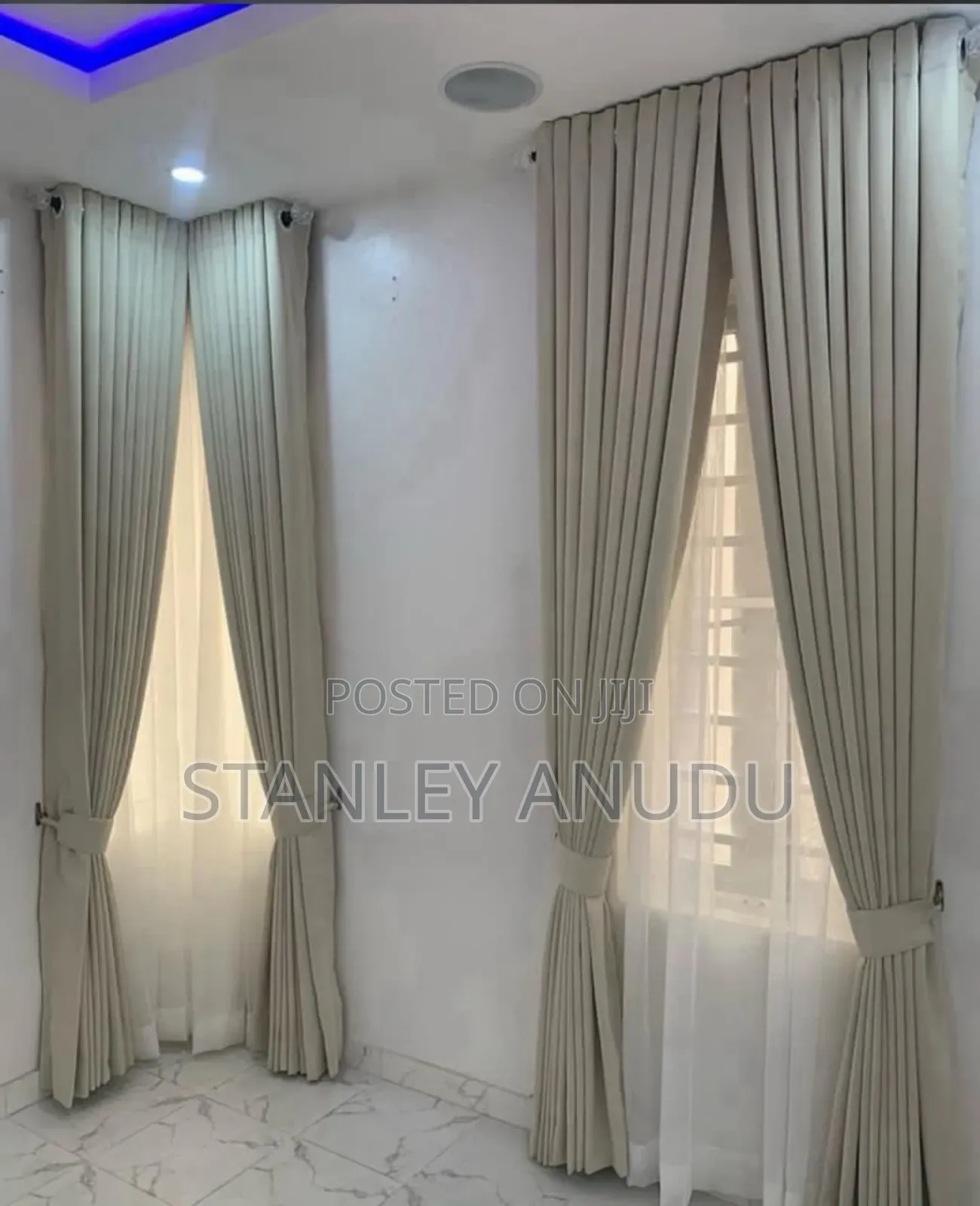 Window Curtain