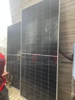650watts Longi Solar Panel