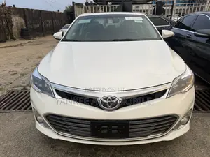 Toyota Avalon 2015 White