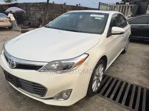 Toyota Avalon 2015 White