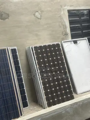300watts Canadian Solar Panel