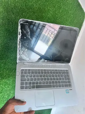 New Laptop HP 8GB Intel Core I5 SSD 256GB