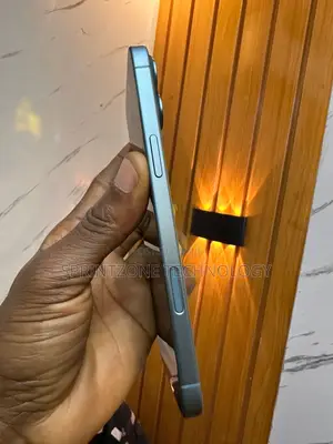 Apple iPhone 16 Plus 128 GB Blue
