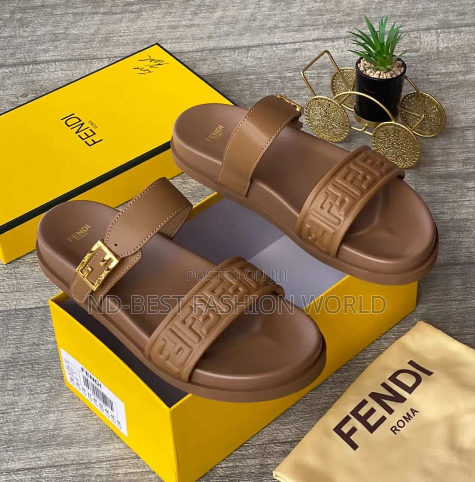 Fendi Leather Slippers