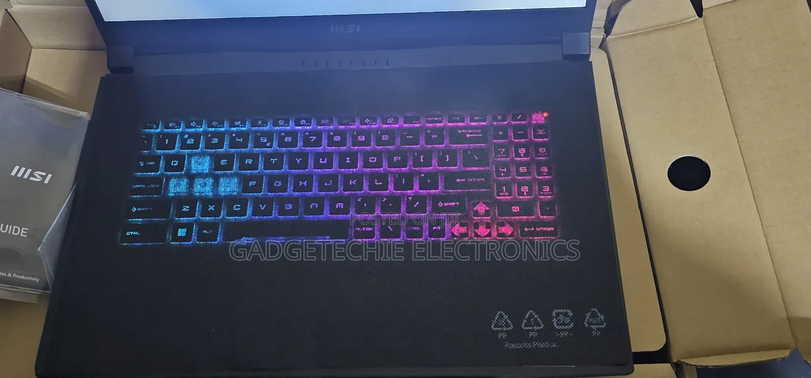 Laptop MSI Katana 17 16GB Intel Core I7 SSD 512GB