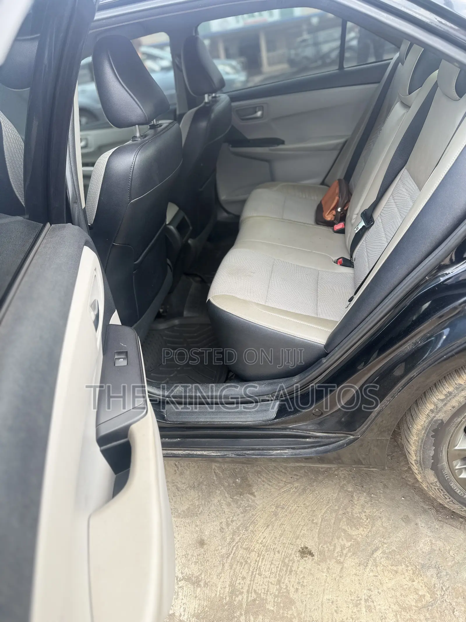 Toyota Camry 2017 Gray