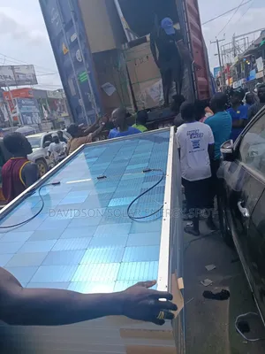 580watt Jinko Solar Panel Halfcourt