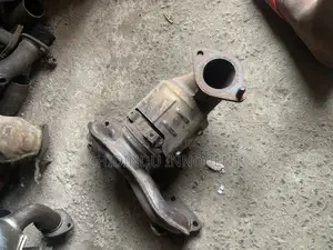 Manifold Catalyst Converter Hyundai Santa Fe 2010/2012 Model Tokunbo