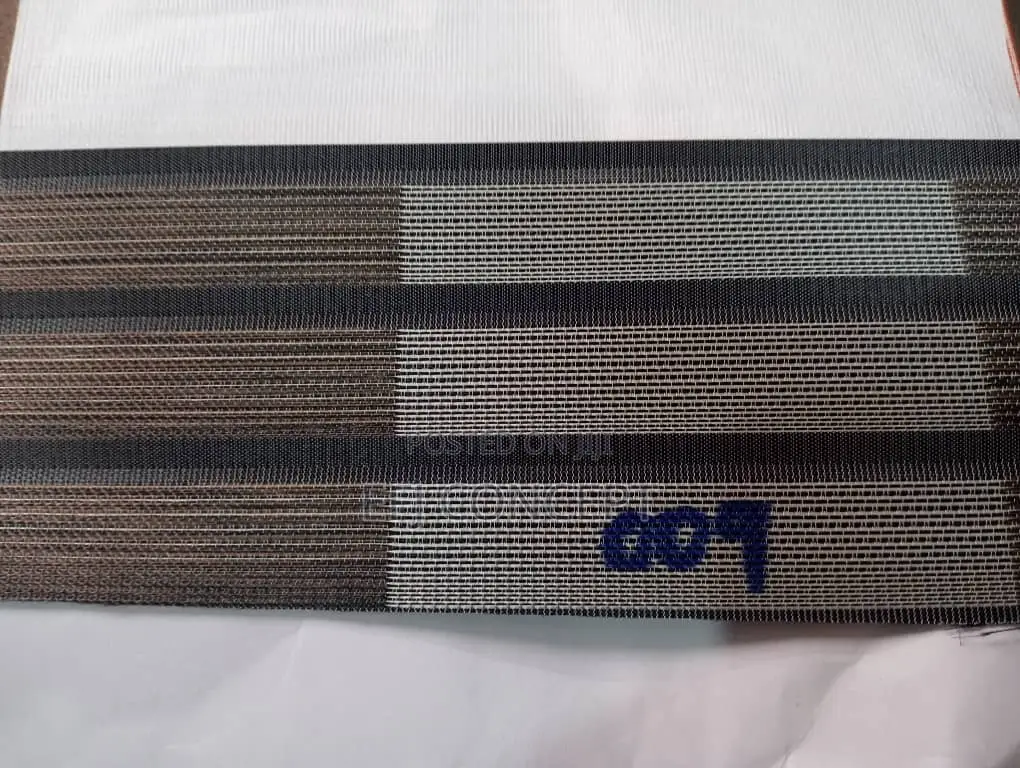 Single Grey/ Double Brown Line for Day and Night Window Blind