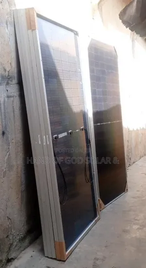700w Jinko Solar Panels Now Available in Stock