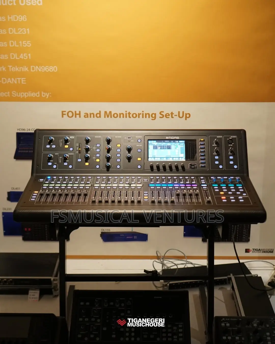 Midas M32 Live Digital 40-Input Console