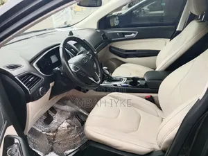 Ford Edge Titanium AWD 2018 Gray
